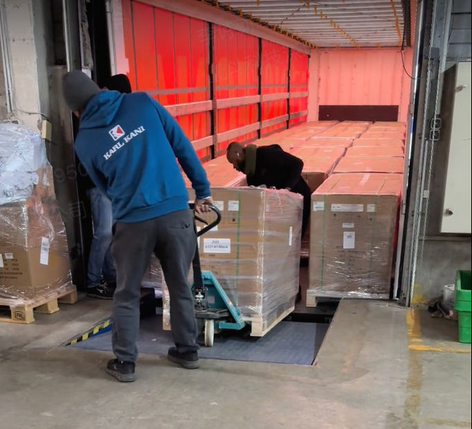 �й���ŷ��UPS�ɻ�����˰��˰��ôѡ��ע���ַ��ز��죡